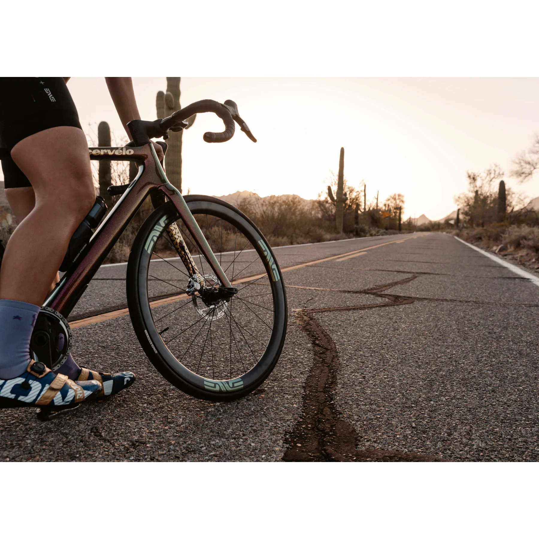 Пара колес ENVE SES 3.4 Вилсет - 28" Карбоновые | Hookless | Центрлок - 12x100mm | 12x142mm - HG L