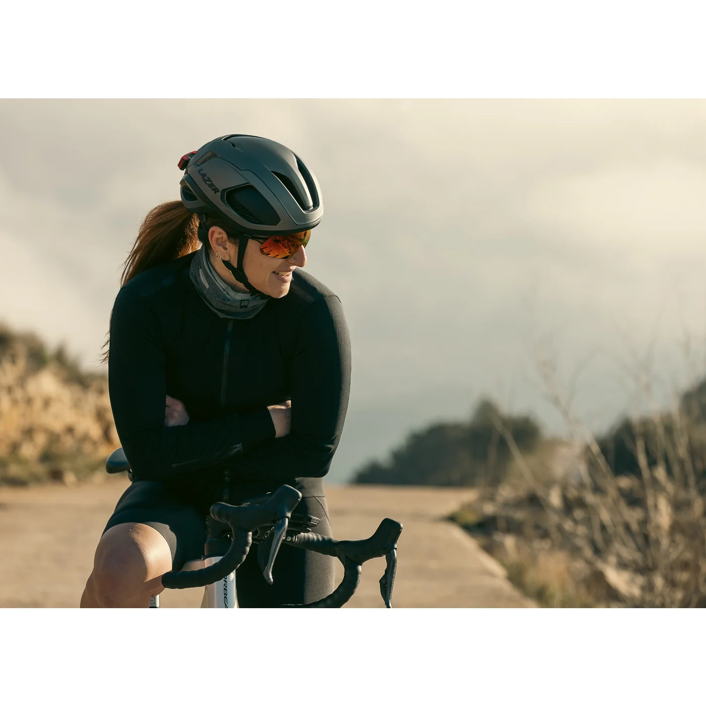 Велошлем Lazer Vento KinetiCore Road  Grey