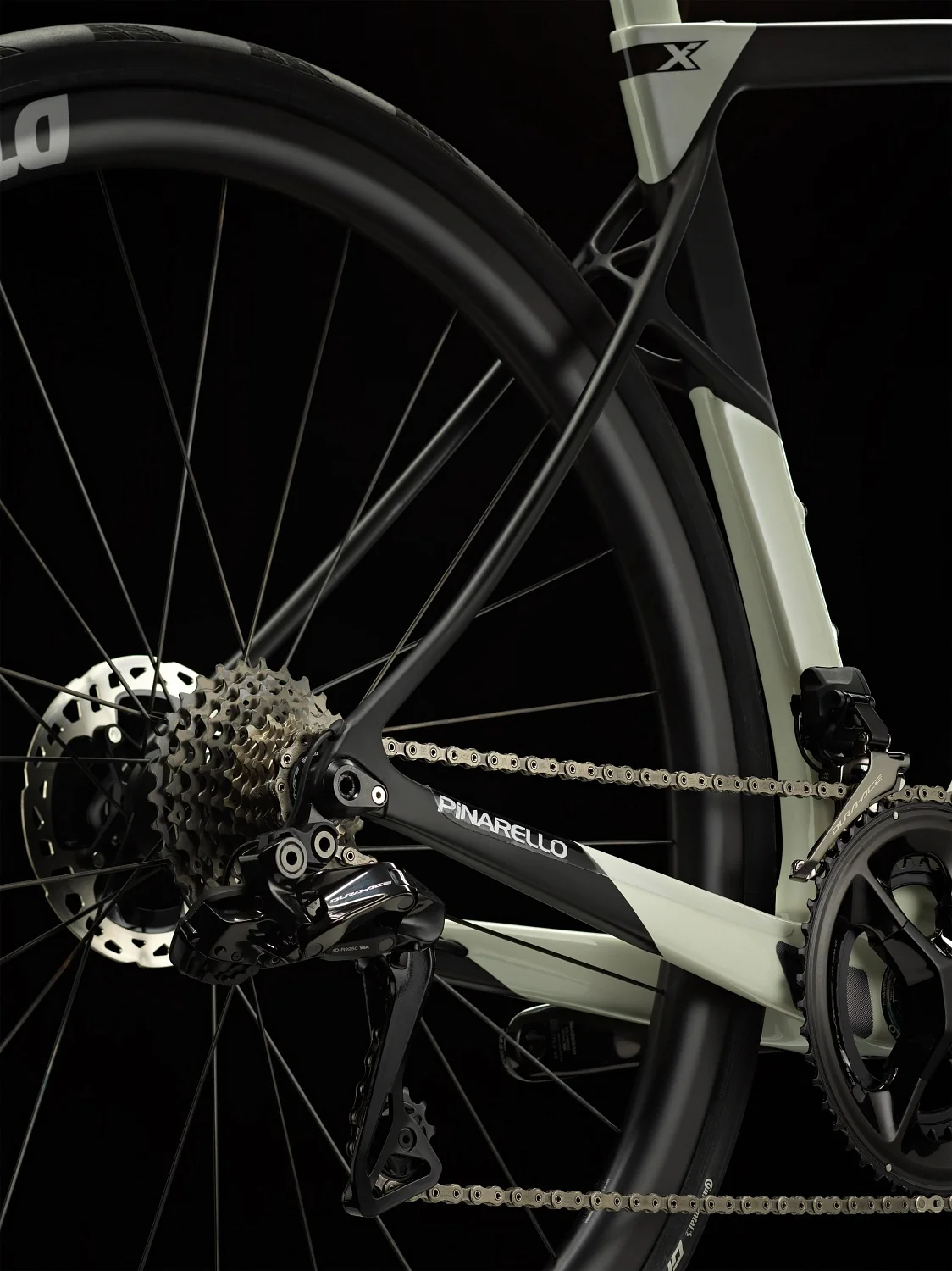 PINARELLO DOGMA X SRAM RED ETAP AXS (2025) PINARELLO DOGMA X SRAM RED ETAP AXS (2025)